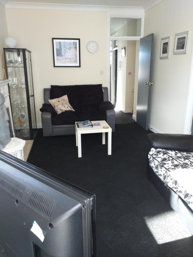 Dickie'S View Apartment Scarborough Exterior photo